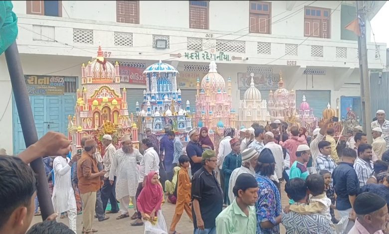 મોહરમ નિમિત્તે બાયડ તાલુકાના સાઠંબા, બાયડ, ગાબટ અને રમોસ ખાતે તાજીયા જુલૂસ કાઢવામાં આવ્યાં.* મોહરમ નિમિત્તે બાયડ તાલુકાના સાઠંબા, બાયડ, ગાબટ અને રમોસ ખાતે તાજીયા જુલૂસ કાઢવામાં આવ્યાં.*